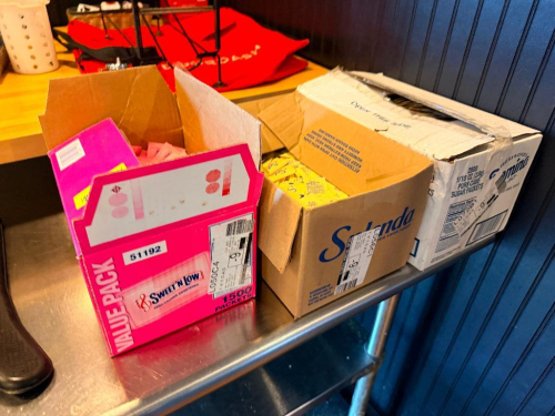 (1) LOT OF ASSORTED SUGAR AND SWEETENERS