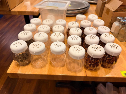(24) PLASTIC SHAKERS.