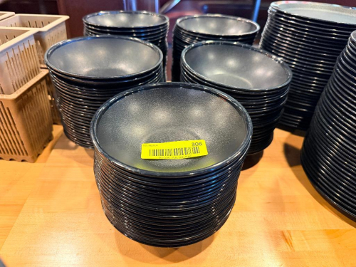 (100) 6" BLACK PLASTIC BOWLS