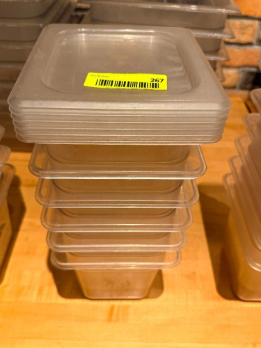 (6) 1/6TH SIZE PLASTIC INSERTS W/ LIDS.