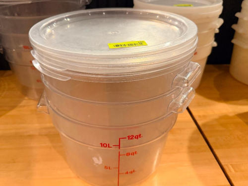 (3) 12 QT PLASTIC CONTAINERS W/ LIDS