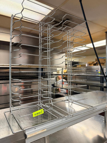 (2) WIRE PIZZA TRAYS STANDS