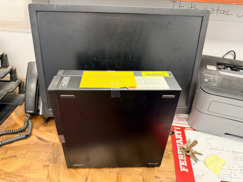 DELL OPTIPLEX 7040 COMPUTER W/ MONITOR.