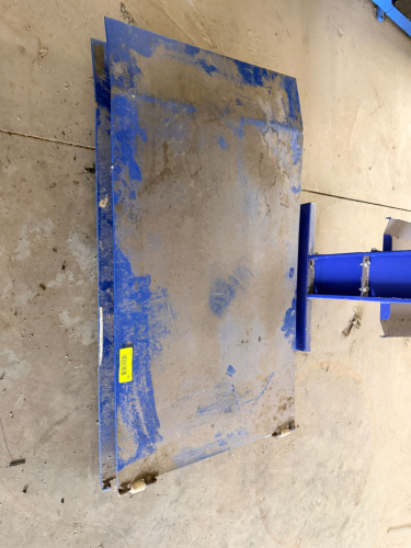 (1) SET OF METAL RAMPS FOR FOUR POST LIFT