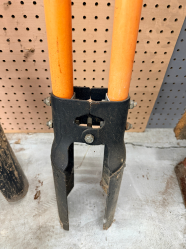 POST HOLE DIGGER