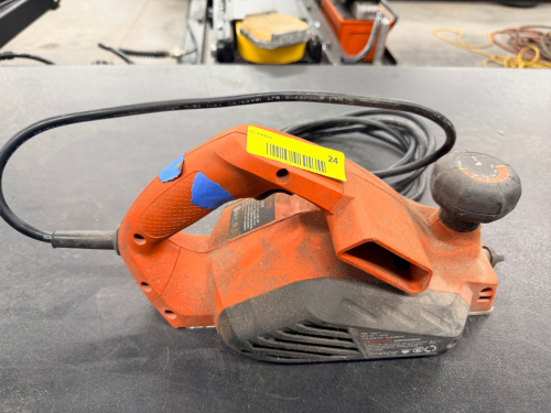 ELECTRIC BELT SANDER