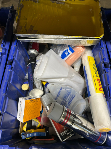 LOT OF ASSORTED PAINT PRODUCTS