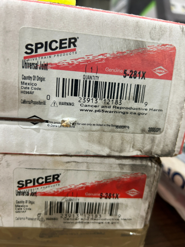 (2) SPICER 5- 281XUNIVERSAL JOINTS