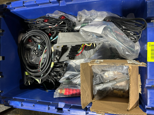 LOT OF ASSORTED ELECTRICAL CABLES