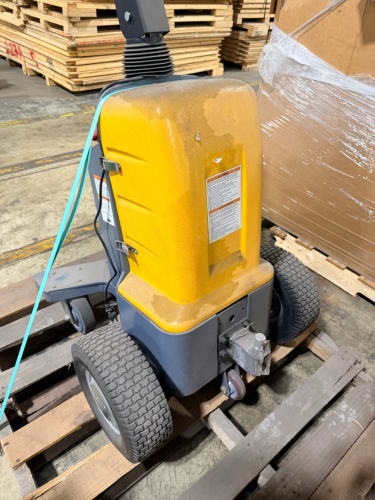 VESTIL ELECTRIC HYDRAULIC PERSONNEL / ORDER PICKER LIFT &ndash; 300 LB. CAPACITY