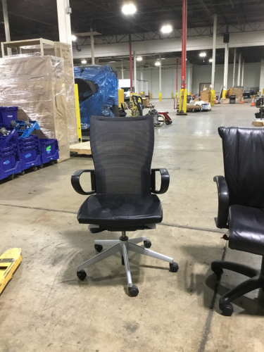DESK CHAIR WITH MESH BACK
