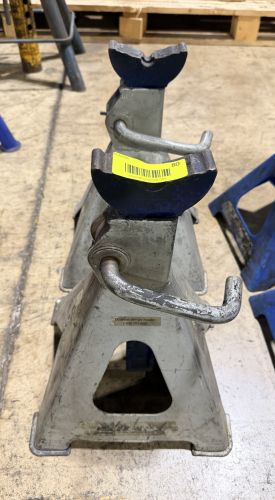 (2) 2 TON JACK STANDS ( GRAY(2) )