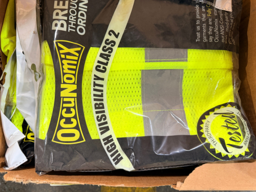 LOT OF OCCUNOMIX HIGH VISIBILITY SAFETY VESTS, CLASS 2, NEW IN PACKAGE WITH MULTIPLE UNITS INCLUDED. BRIGHT YELLOW WITH REFLECTIVE STRIPS
