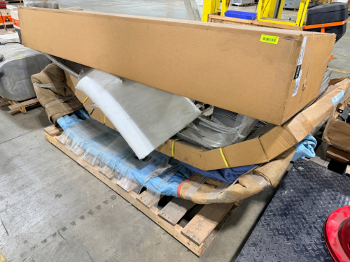 PALLET OF ASSORTED TRUCK BUMPERS