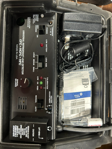 RLD -H10PRO AUTO/MANUAL BALANCE ALL REFRIGERANT LEAK DETECTOR