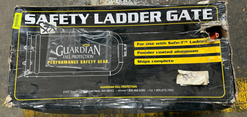 SAFETY LADDER GATE