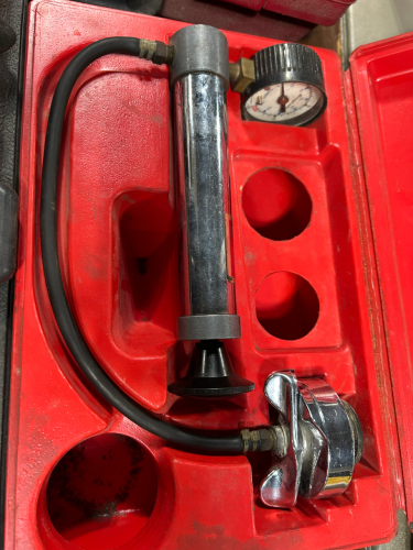COOLING SYSTEM TESTER