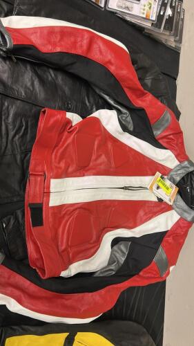 LEATHER MOTOR CYLE JACKET