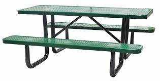 (1) PICNIC TABLE