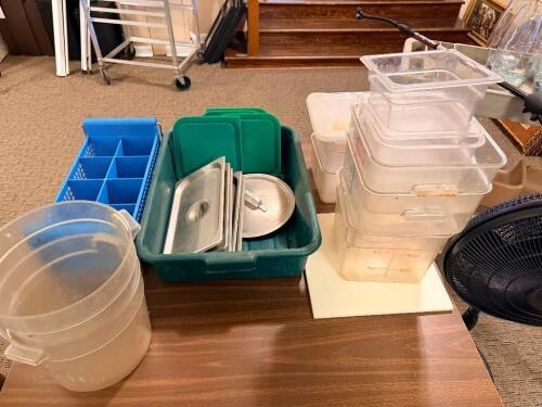 (1) LOT ASSORTED PLASTIC CONTAINERS AND SMALL WARES.