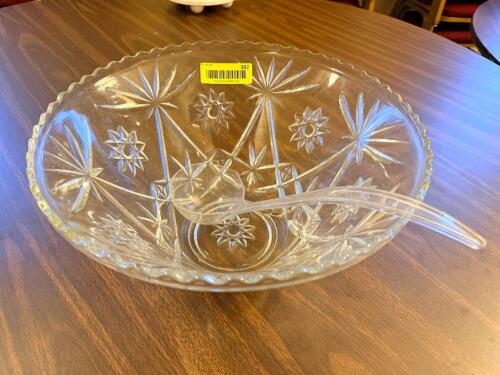 GLASS PUNCH BOWL W/ LADLE