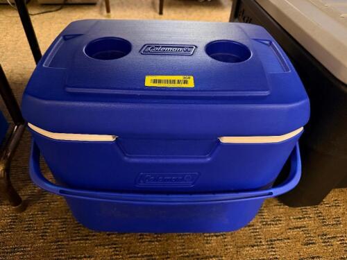 COLEMAN BLUE PLASTIC COOLER