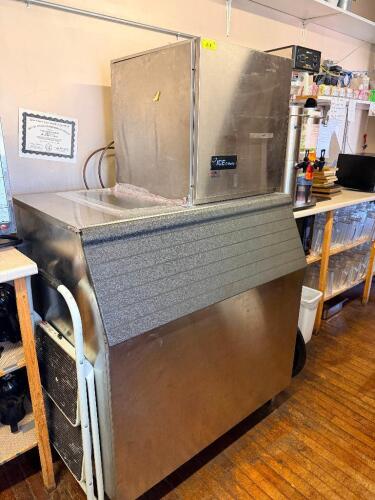 ICE O MATIC 320 LB. AIR COOLED ICE HEAD W/ STORAGE BIN