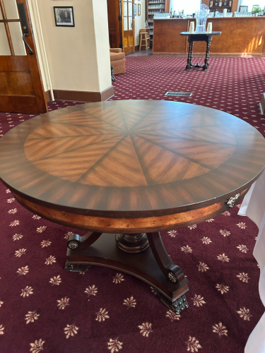 MAHAGONY ROUND DINING TABLE