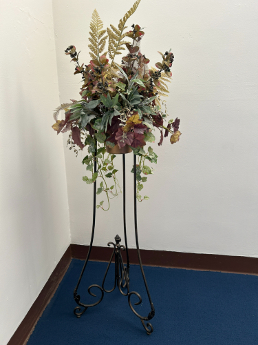 TALL ARTIFICIAL PLANT ARRANGEMENT