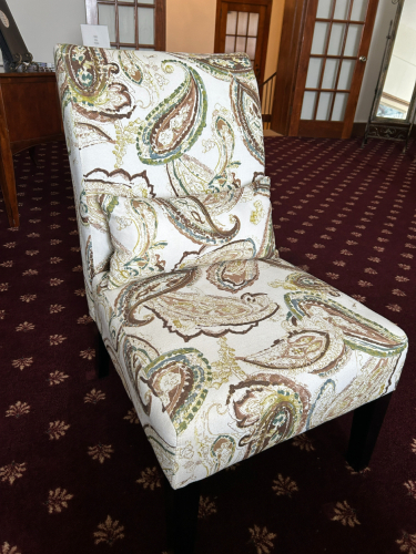 (2) DECORATIVE UPHOLSTER LOUNGE CHAIRS