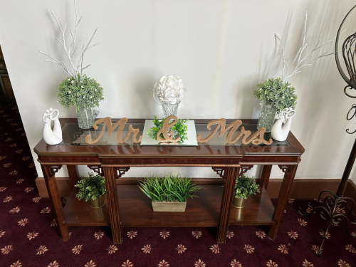 LARGE LOT OF D&Eacute;COR
