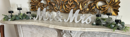 LOT OF DECOR