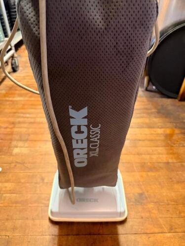 ORECK VACUUM CLEANER