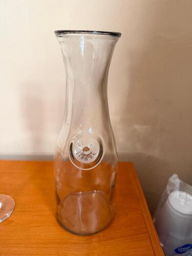 (13) 1 LITER GLASS CARAFES