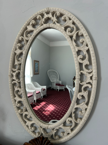(1) WHITE HANGING MIRROR
