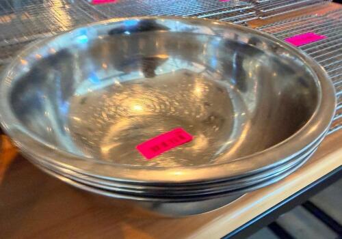 (3) 12" STAINLESS MIXING BOWLS
