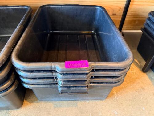 (4) PLASTIC BUS TUBS W/ LIDS