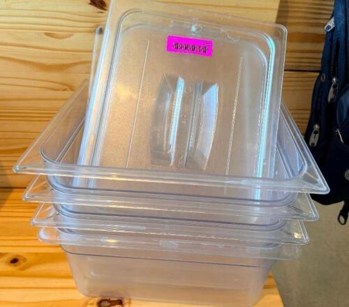 (4) HALF SIZE PLASTIC INSERTS W /LIDS
