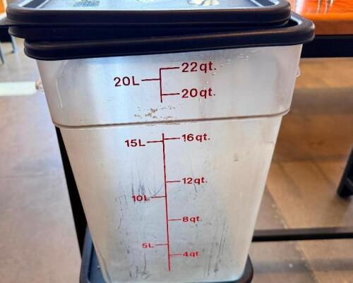 (3) 22QT PLASTIC CONTAINERS W/ LIDS