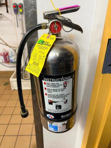 WET CHEMICAL FIRE EXTINGUISHER W/ WALL HOOK.