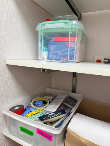 (1) LOT OF MISC OFFICE SUPPLIES.