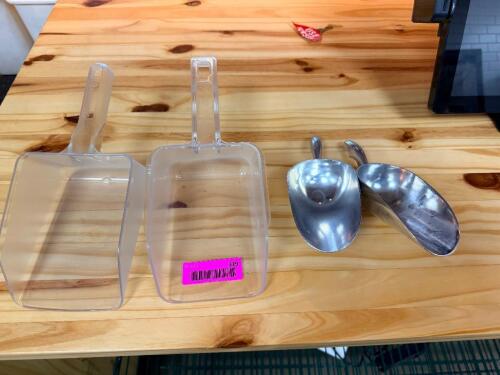 (4) ASSORTED PLASTIC AND STAINLESS ICE SCOOPS