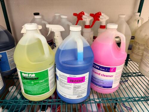 (1) LOT OF ASSORTED UNOPENED AND OPENED CLEANING SUPPLIES AND CHEMICALS