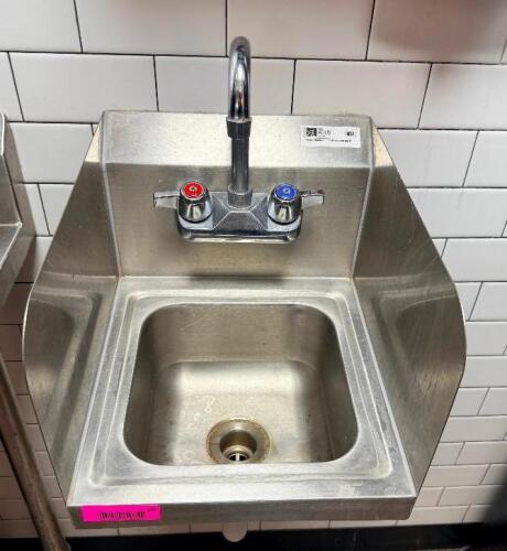 WALL MOUNT STAINLESS STEEL HAND SINK WITH INTEGRATED SIDE SPLASH GUARDS, GOOSENECK FAUCET, AND DUAL CONTROL HANDLES.