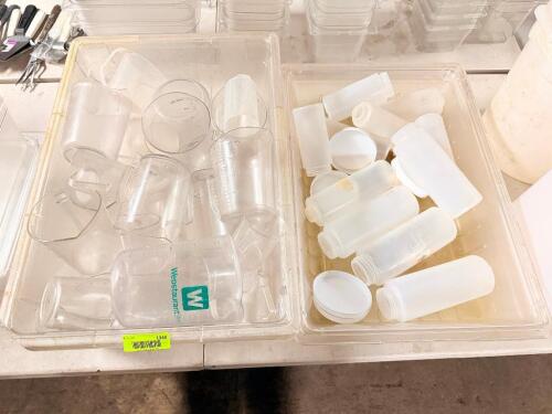 (1) LOT OF PLASTIC SQUEEZE BOTTLES