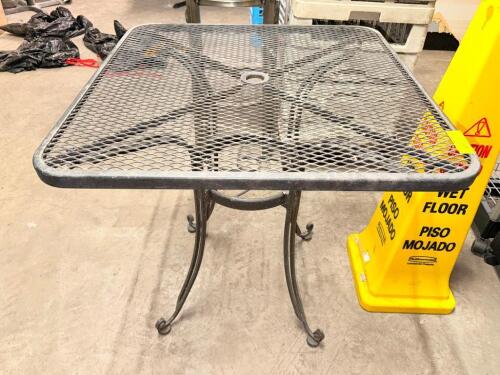 30" X 30" METAL PATIO TABLE