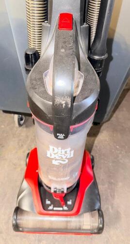 DIRT DEVIL VACUUM CLEANER