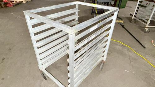 HALF SIZE TEN PAN ROLL ABOUT TRAY RACK.