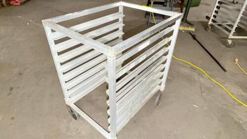HALF SIZE TEN PAN ROLL ABOUT TRAY RACK.