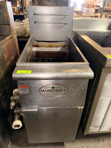 MAIN STREET 35 LB. GAS DEEP FRYER.
